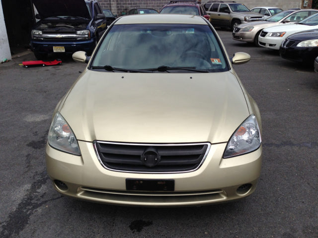 Nissan Altima 2003 photo 1