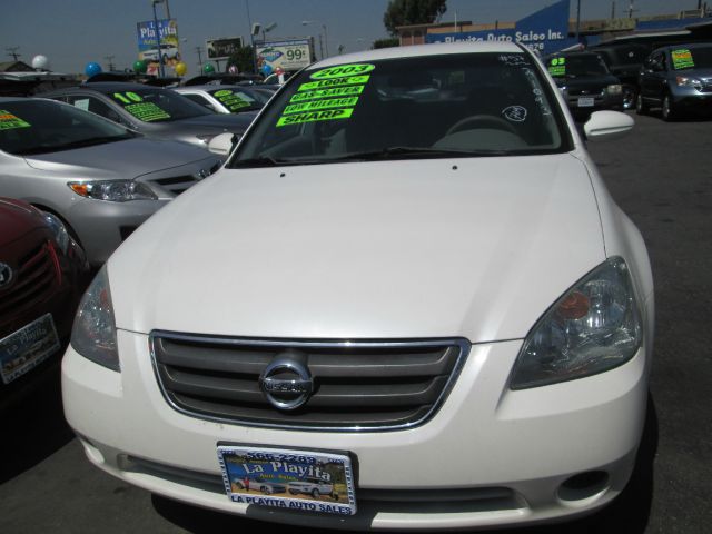 Nissan Altima 2003 photo 3