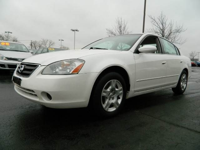 Nissan Altima 2003 photo 2