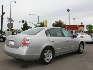 Nissan Altima 2003 photo 3