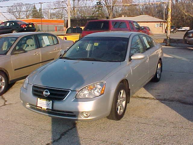 Nissan Altima 2003 photo 2