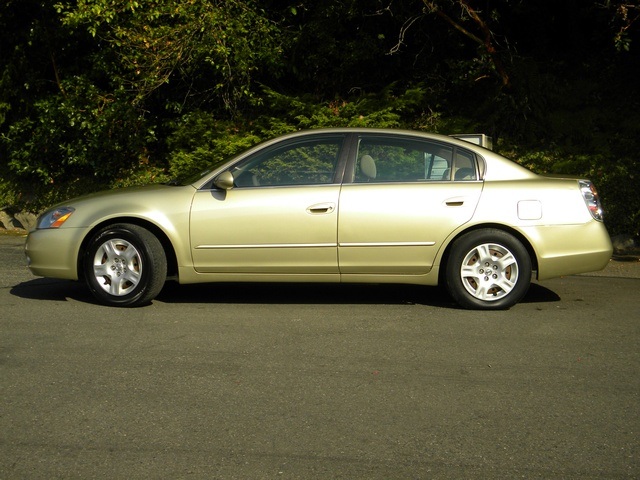 Nissan Altima 2003 photo 1
