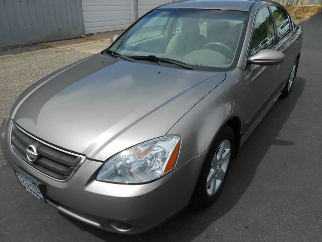 Nissan Altima 2003 photo 4