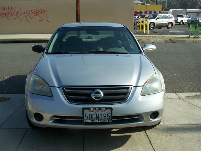 Nissan Altima 2003 photo 3