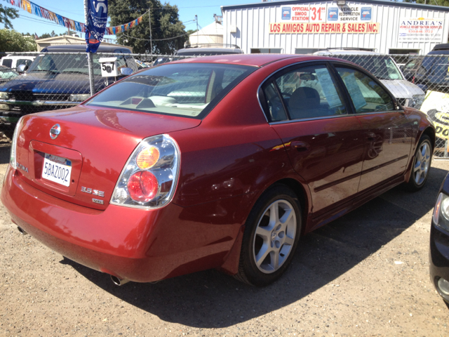 Nissan Altima LE Sedan