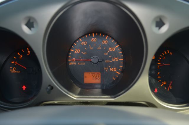 Nissan Altima 2003 photo 2