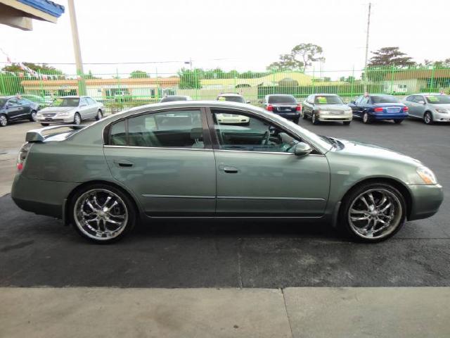 Nissan Altima 2003 photo 3