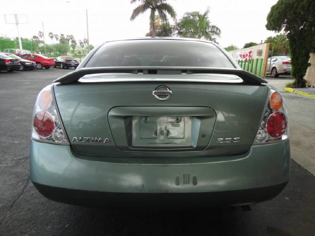 Nissan Altima 2003 photo 5