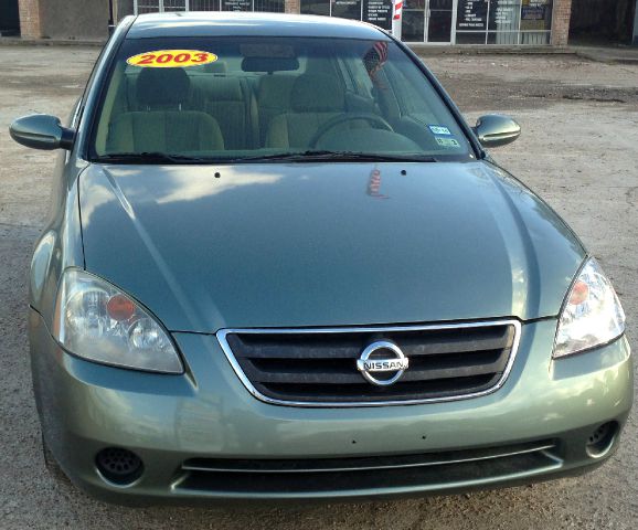 Nissan Altima 2003 photo 3