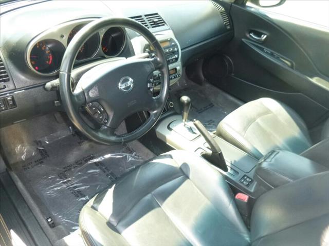Nissan Altima 2003 photo 2