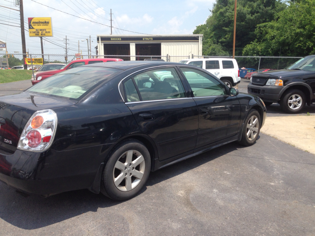 Nissan Altima 2003 photo 3