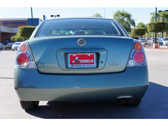 Nissan Altima 2003 photo 4