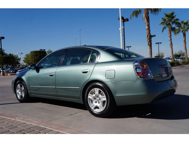 Nissan Altima 2003 photo 5
