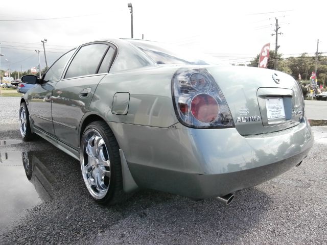 Nissan Altima 2003 photo 1