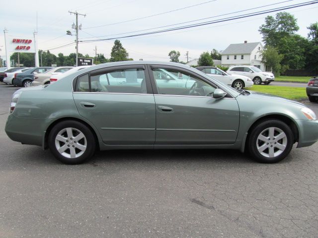 Nissan Altima 2003 photo 4