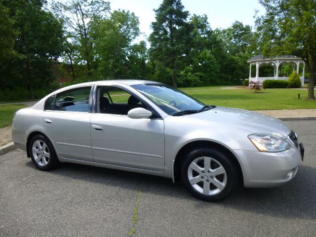 Nissan Altima 2003 photo 3