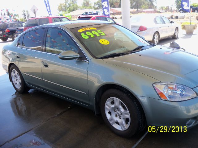 Nissan Altima GS-R Sedan