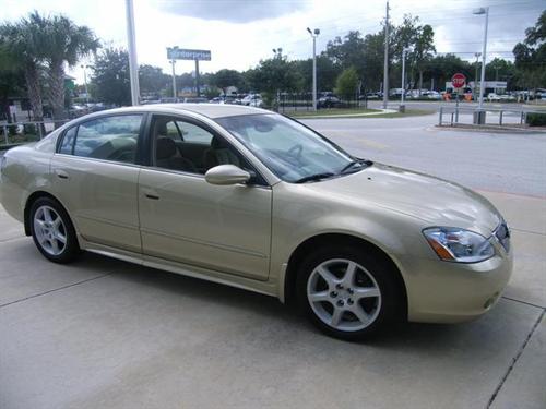 Nissan Altima 2003 photo 1