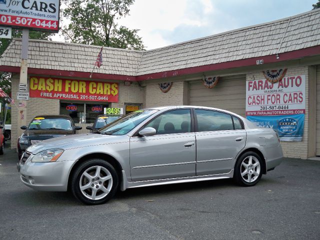 Nissan Altima 2003 photo 1