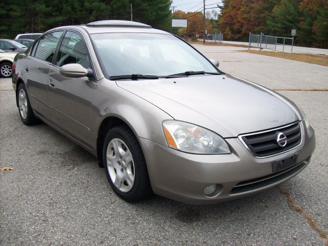 Nissan Altima 2003 photo 4