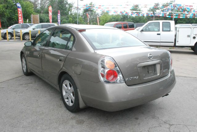 Nissan Altima 2003 photo 3