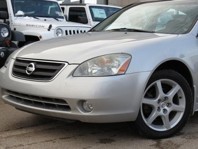 Nissan Altima 2003 photo 1