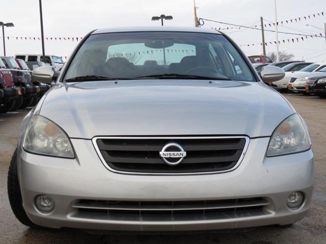 Nissan Altima 2003 photo 2