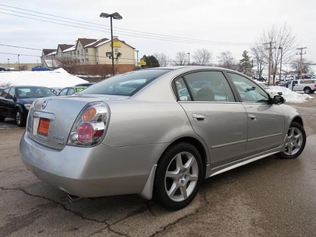 Nissan Altima 2003 photo 4