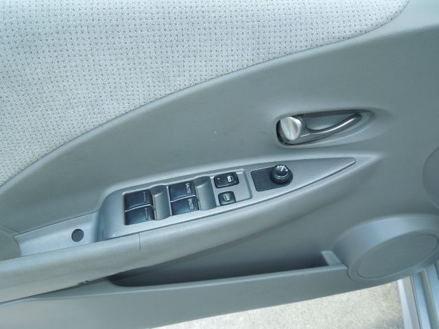 Nissan Altima 2003 photo 19