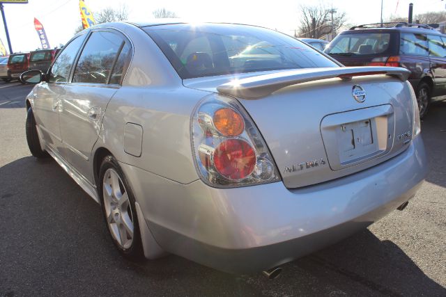 Nissan Altima 2003 photo 1