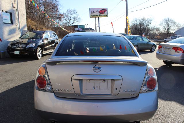 Nissan Altima 2003 photo 2