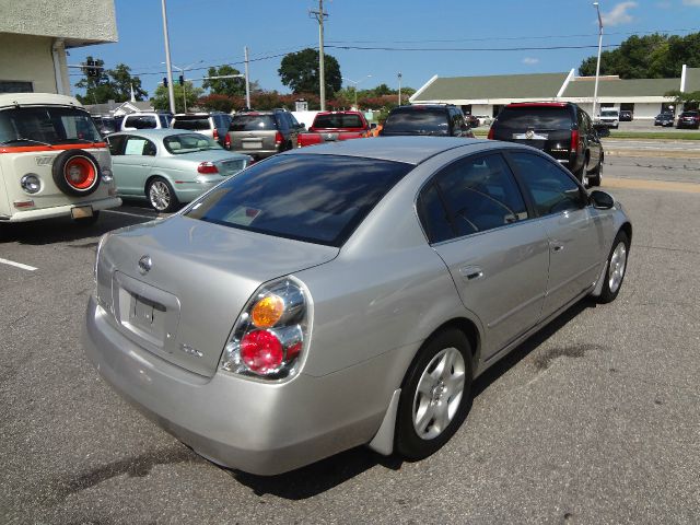 Nissan Altima 2003 photo 1