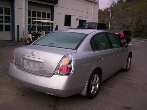 Nissan Altima 2003 photo 3