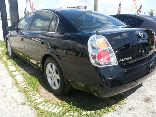 Nissan Altima GS-R Sedan