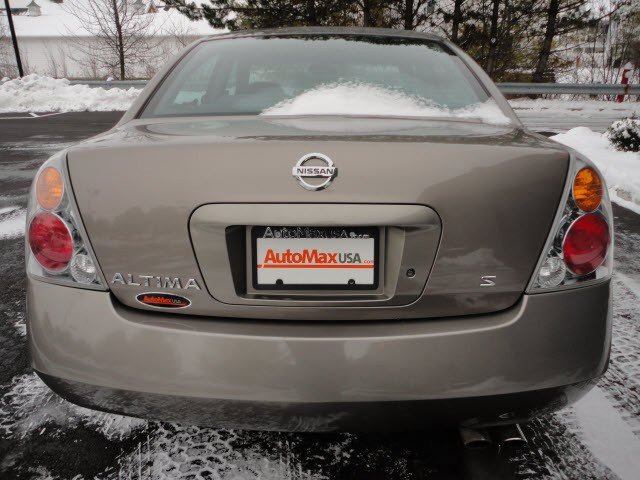 Nissan Altima 2003 photo 3