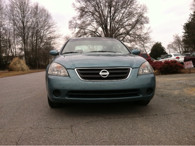 Nissan Altima 2003 photo 2