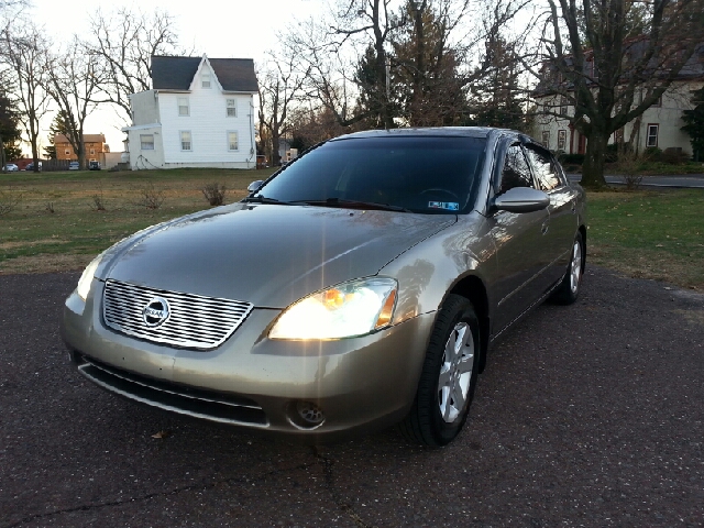Nissan Altima 2003 photo 1
