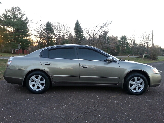Nissan Altima 2003 photo 3