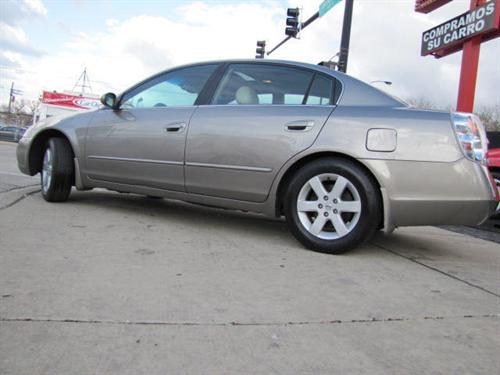 Nissan Altima 2003 photo 1