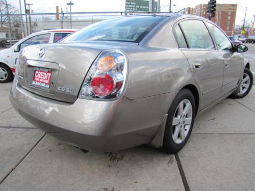 Nissan Altima 2003 photo 4