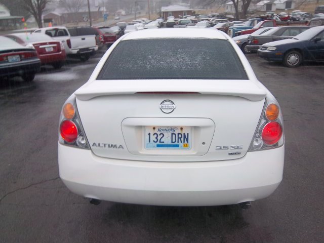 Nissan Altima 2003 photo 1