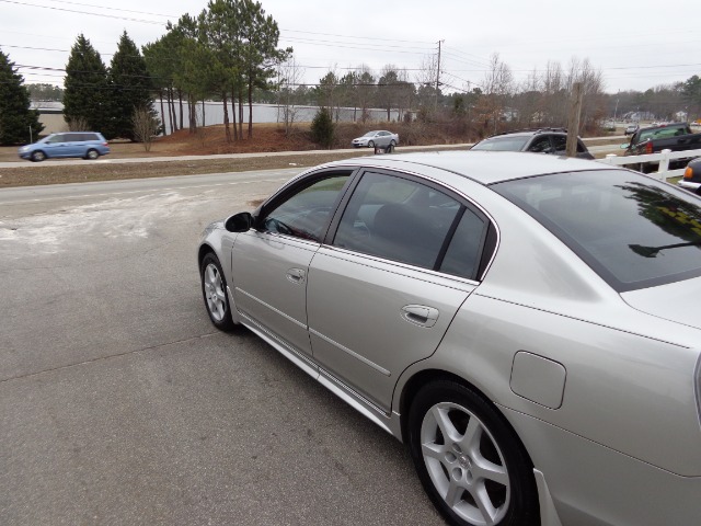 Nissan Altima 2003 photo 1