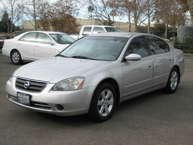 Nissan Altima 2003 photo 3
