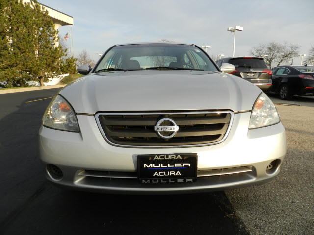 Nissan Altima 2003 photo 2