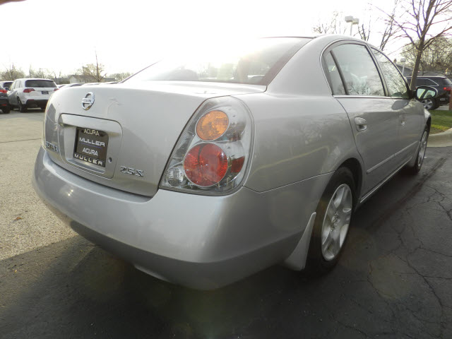 Nissan Altima 2003 photo 4