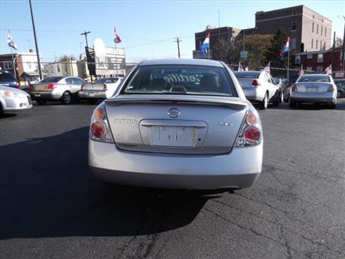 Nissan Altima 2003 photo 2