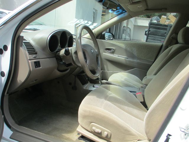 Nissan Altima LE Sedan