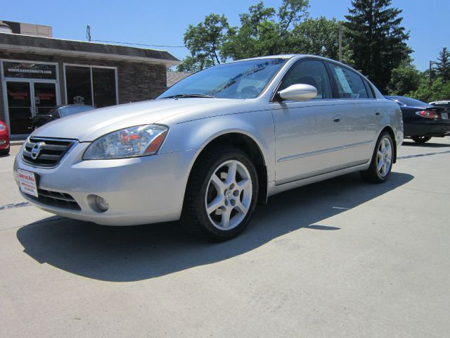 Nissan Altima 2003 photo 1