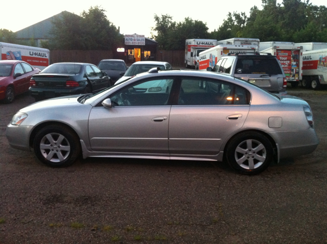 Nissan Altima 2003 photo 2
