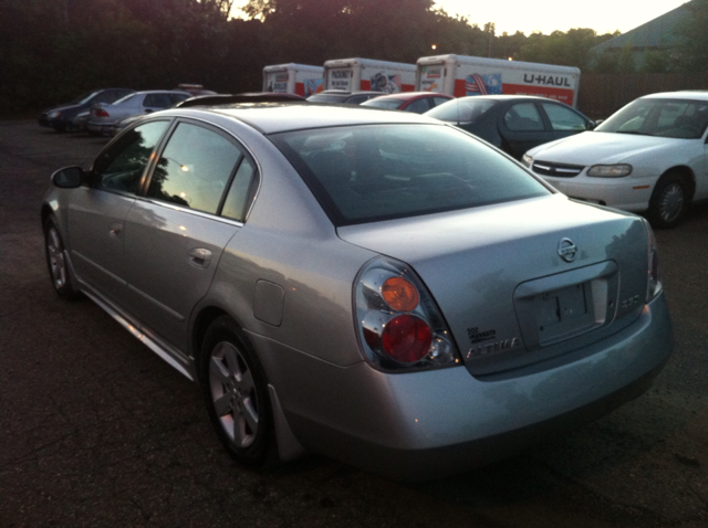 Nissan Altima 2003 photo 3